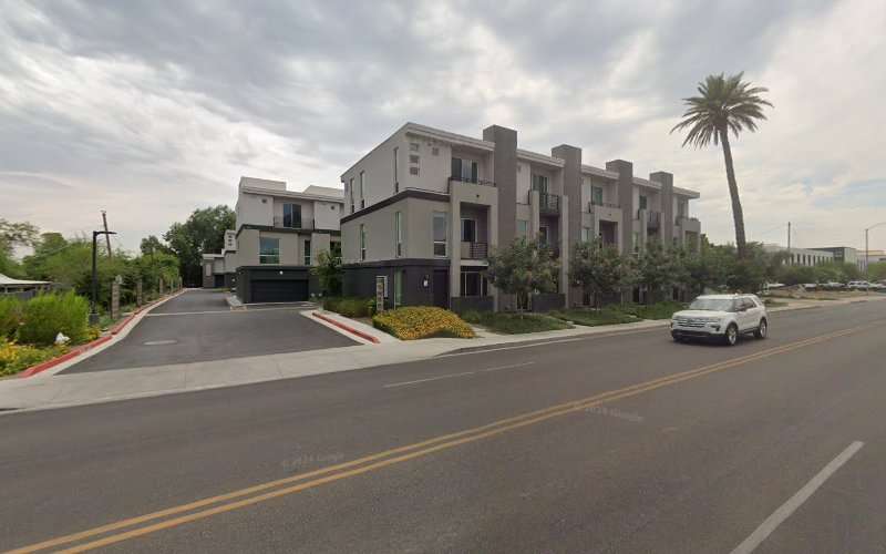 Teakwood Urban Living EV Charging Station at 915 E Missouri Ave