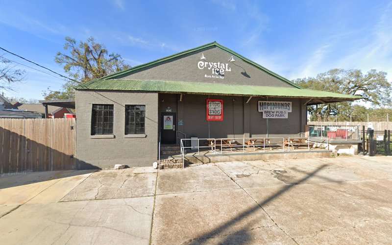 Tesla Destination Charger EV Charging Station at 806 Monroe St
