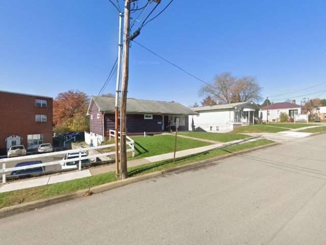 S 13th St & Oakland Ave in Indiana Pennsylvania