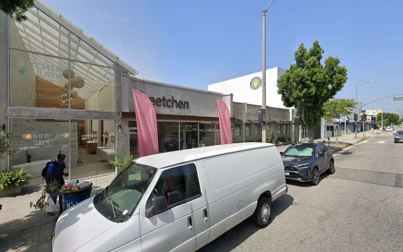 Electric Circuit Charging Station EV Charging Station at 5712 W Pico Blvd