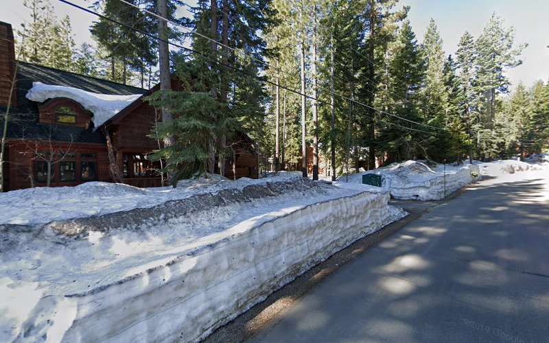 Tesla Destination Charger EV Charging Station at Airbnb