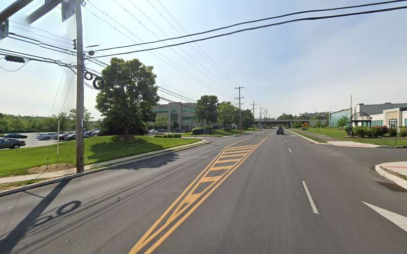 Commerce Dr & Best Western Hotel EV Charging Station at Fort Washington