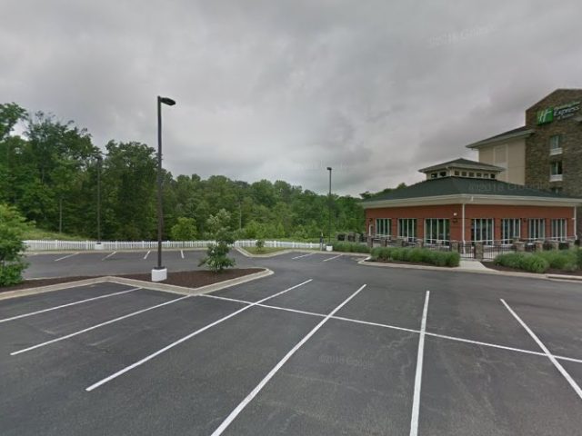 ChargePoint Charging Station in California MD
