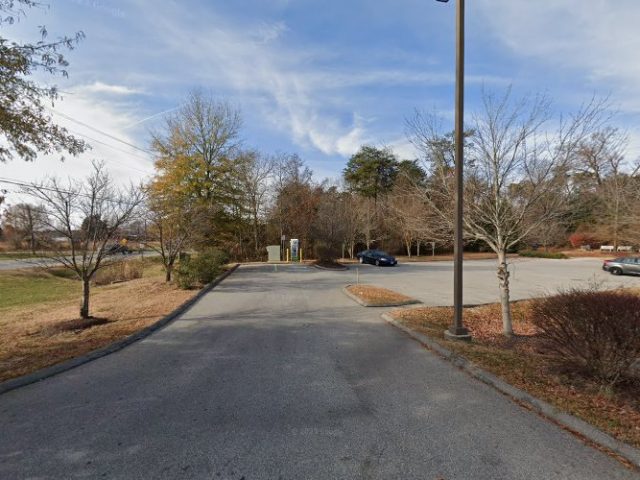 Shell Recharge Charging Station in Charlotte Hall Maryland