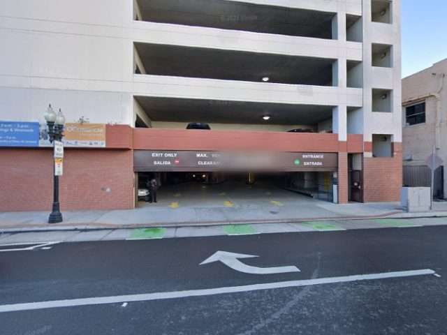 420 N Main Street - Garage in Santa Ana California