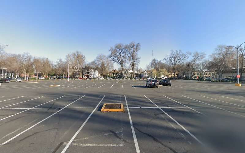 Jury duty parking lot EV Charging Station at 800 F St