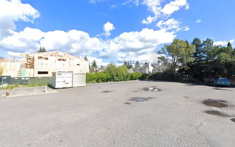 ChargePoint Charging Station EV Charging Station at 1895 Salvador Ave