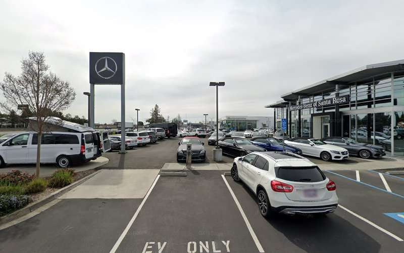 ChargePoint Charging Station EV Charging Station at 2885 Corby Ave Exd