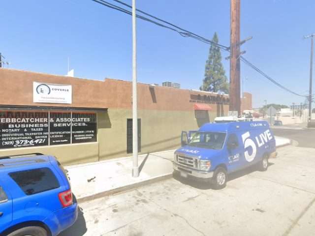 FLO Charging Station in Los Angeles California