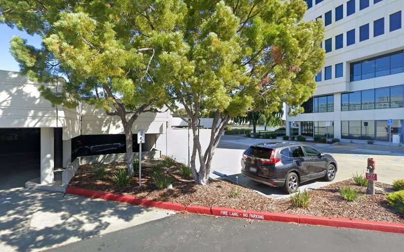 ChargePoint Charging Station EV Charging Station at 255 Shoreline Dr