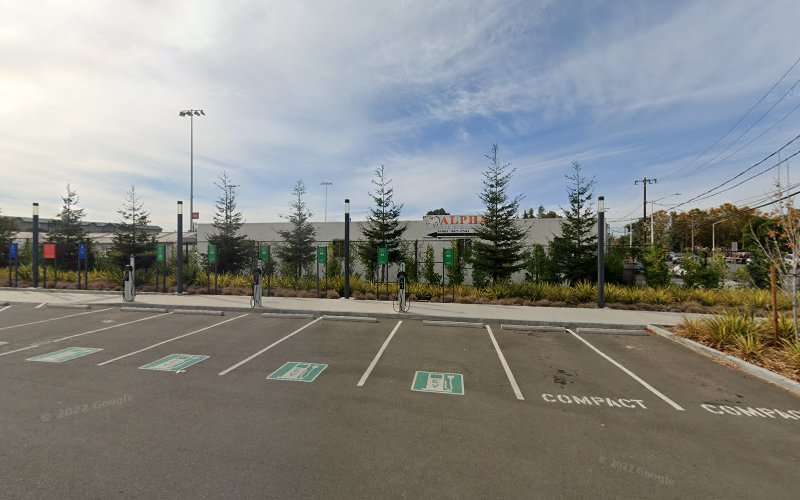 ChargePoint Charging Station EV Charging Station at 750 Reed St