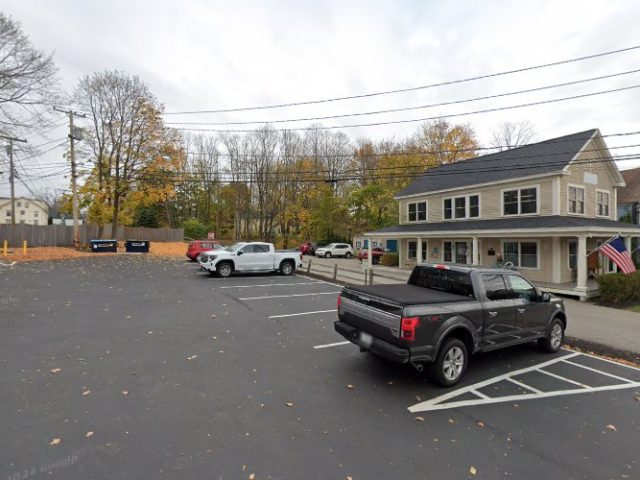 Electric vehicle charging station in Kennebunk Maine