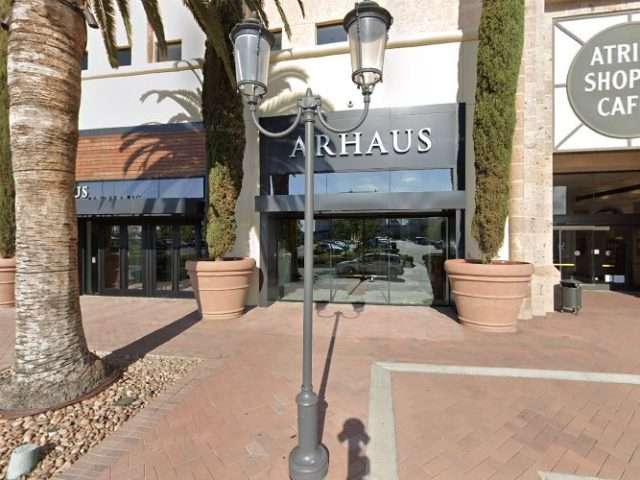 Electric Vehicle Charging Station in Newport Beach California