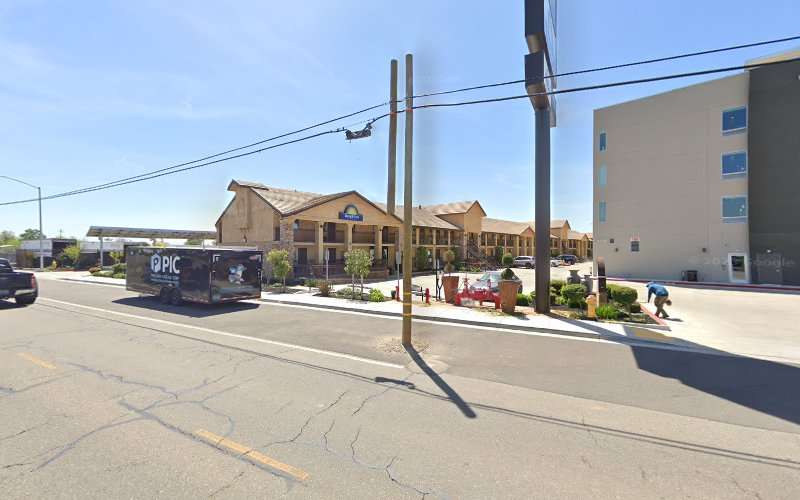 Blink Charging Station EV Charging Station at 1040 N Lincoln Way
