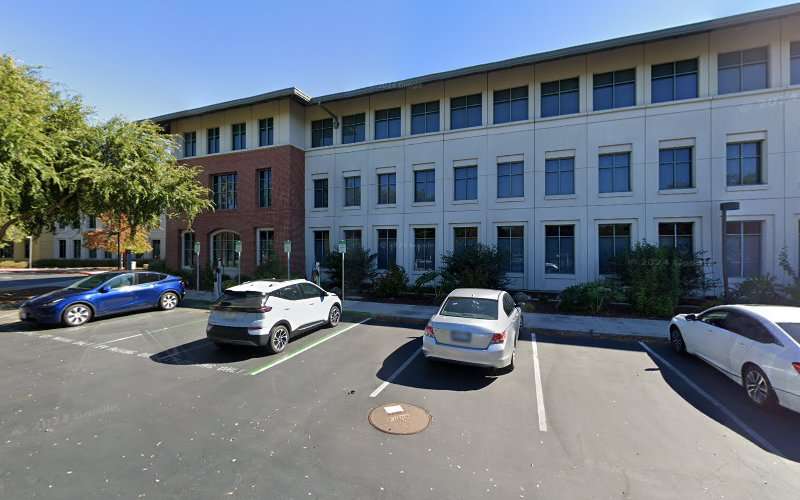 ChargePoint Charging Station EV Charging Station at 4140 Network Cir