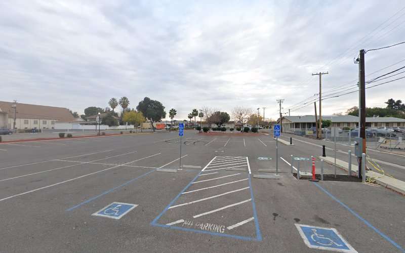 ChargePoint Charging Station EV Charging Station at 2743 4th St