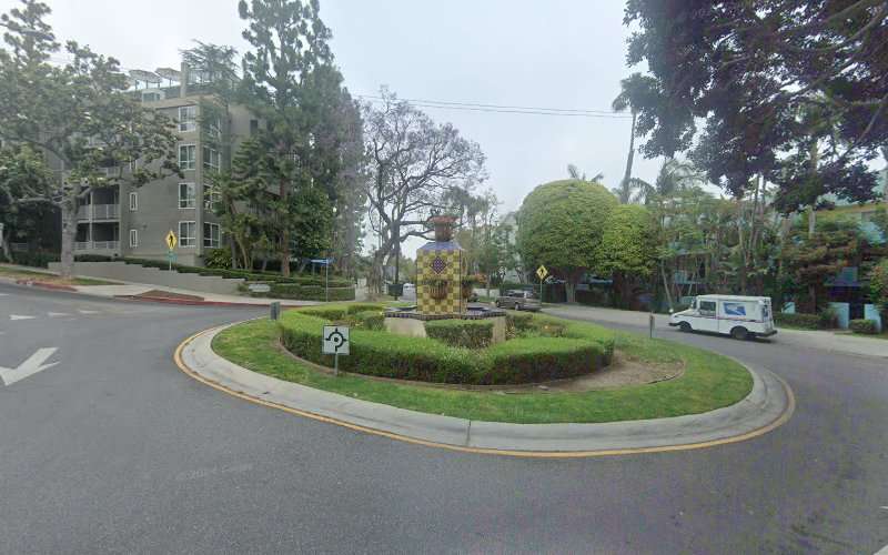 Blink Charging Station EV Charging Station at 940 Westmount Dr