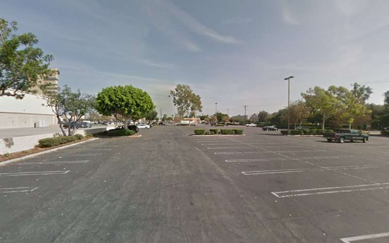 ChargePoint Charging Station EV Charging Station at 215 E Orangefair Mall