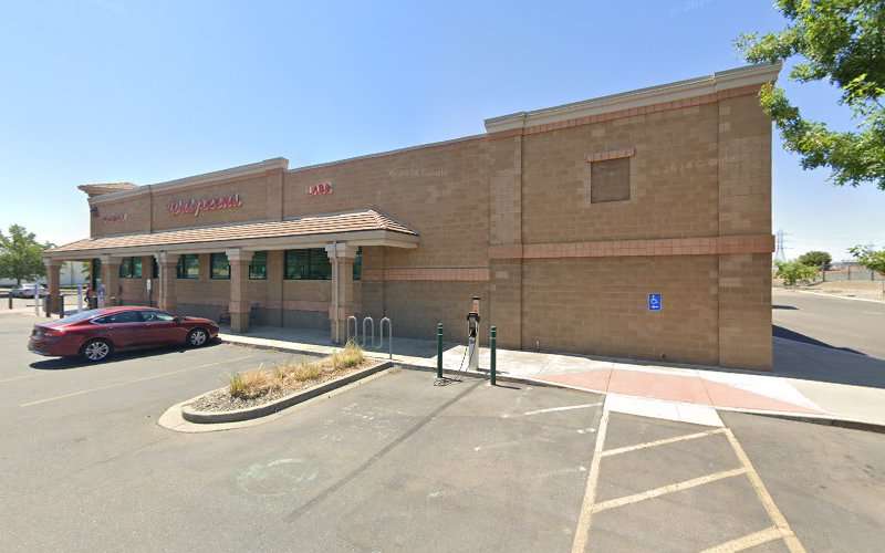 ChargePoint Charging Station EV Charging Station at 2595 E Bidwell St