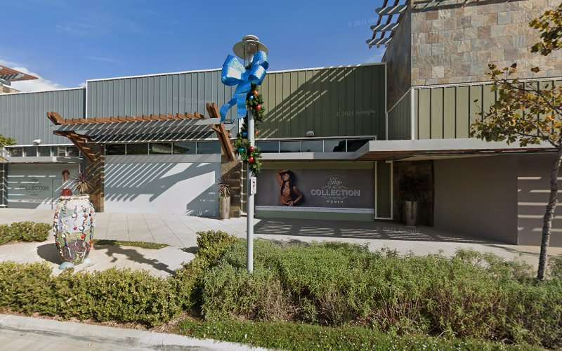 Tesla Destination Charger EV Charging Station at The Collection at RiverPark