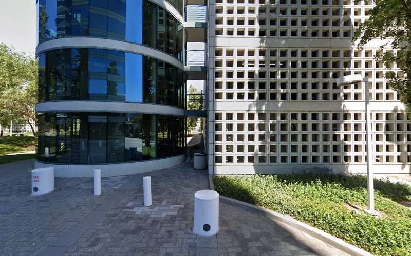 ChargePoint Charging Station EV Charging Station at 400 Oracle Pkwy