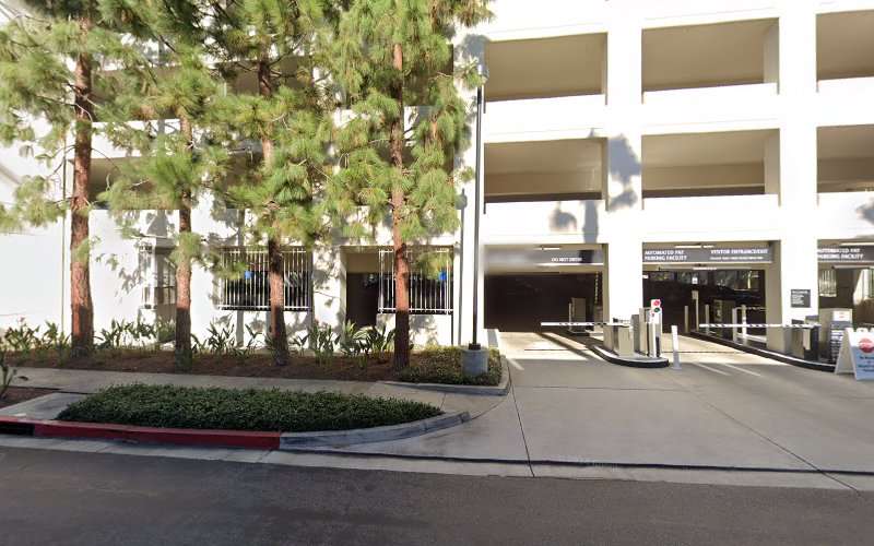 ChargePoint Charging Station EV Charging Station at 18050 Von Karman Ave