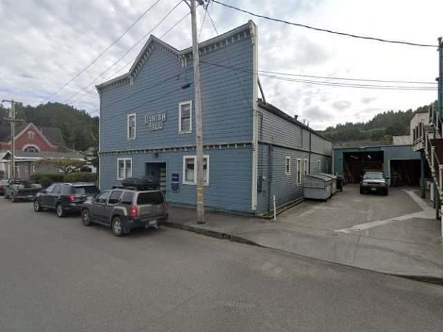 Tesla Destination Charger in Ferndale California