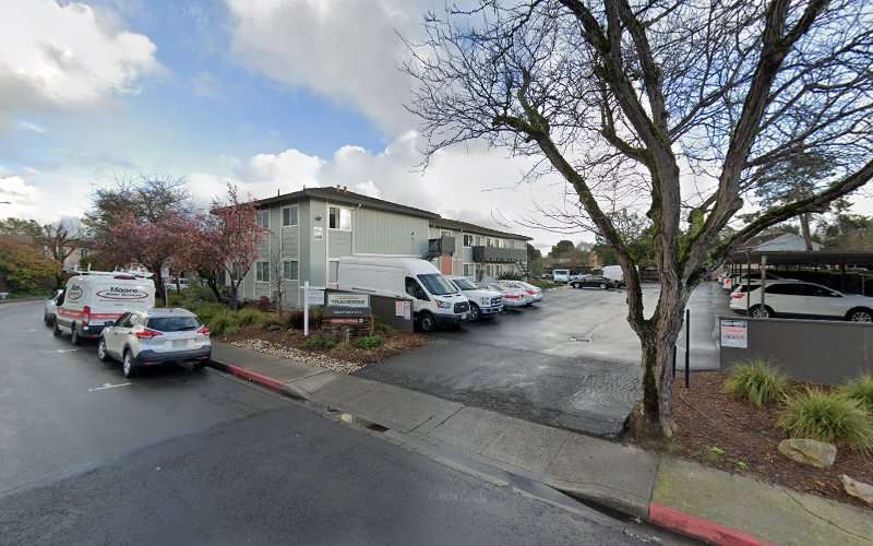 ChargePoint Charging Station EV Charging Station at 181-187 Avram Ave