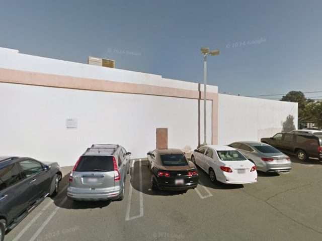 Loop Charging Station in Hanford California