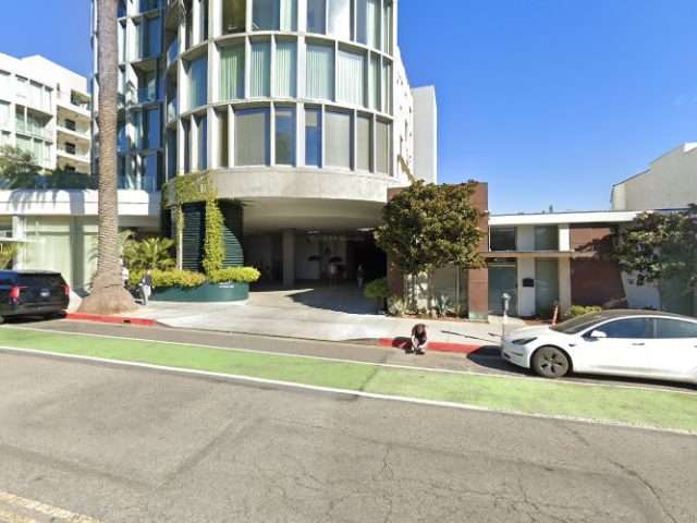 Tesla Destination Charger in Santa Monica California