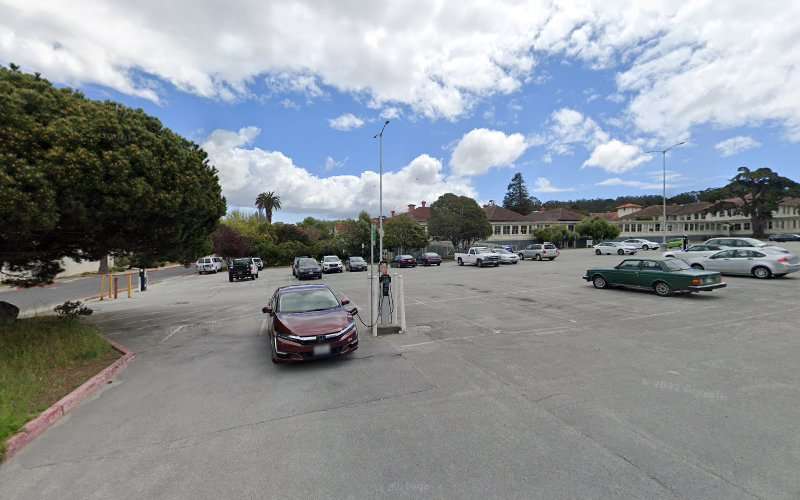 ChargePoint Charging Station EV Charging Station at 1040 Edie Rd