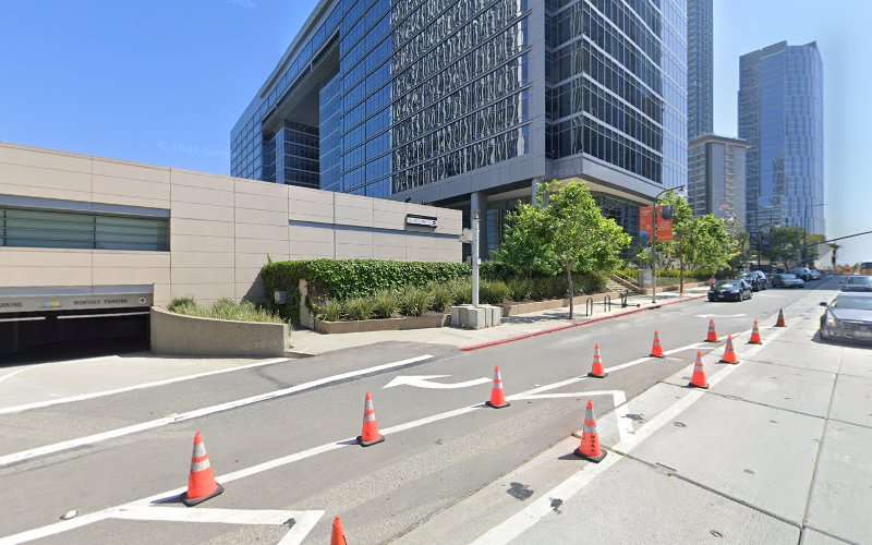 ChargePoint Charging Station EV Charging Station at 2000 Avenue of the Stars