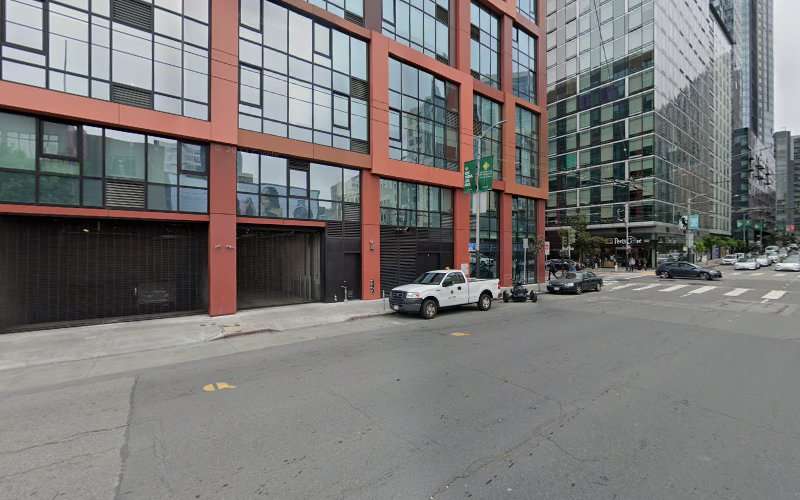 ChargePoint Charging Station EV Charging Station at 1401 Mission St