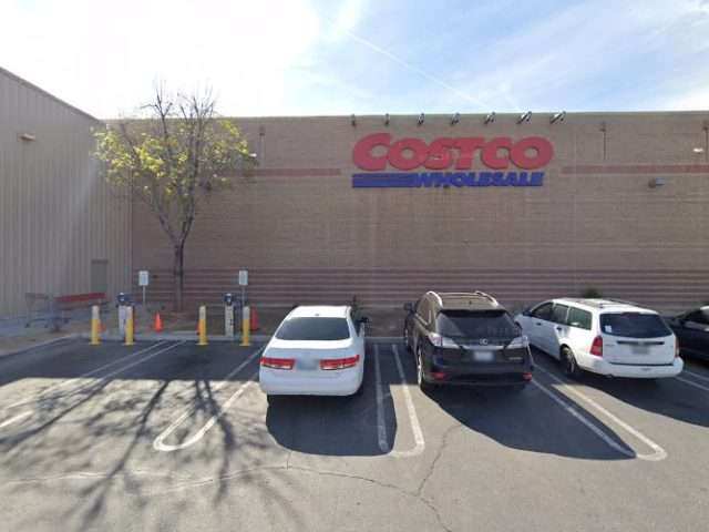 Electric Vehicle Charging Station in Lancaster California