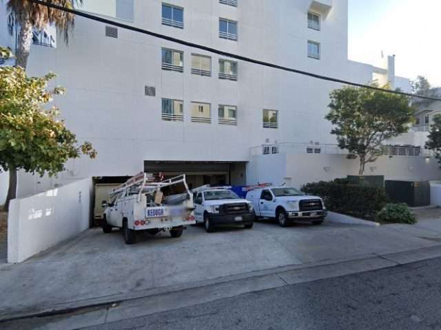 Tesla Destination Charger in Santa Monica California