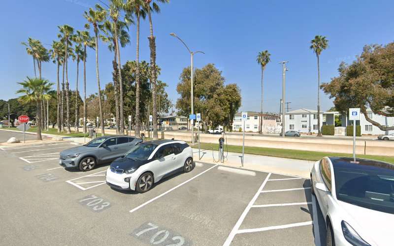 ChargePoint Charging Station EV Charging Station at 4411 E Ocean Blvd