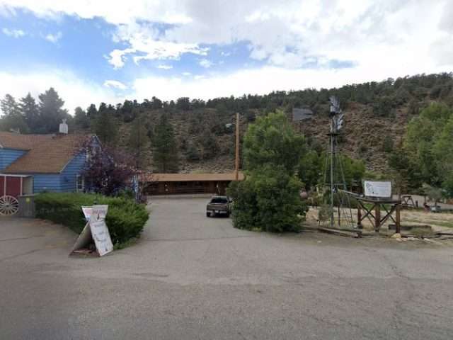 Tesla Destination Charger in Bridgeport California