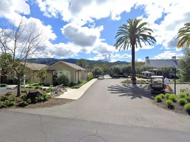 Electric Vehicle Charging Station in Calistoga California