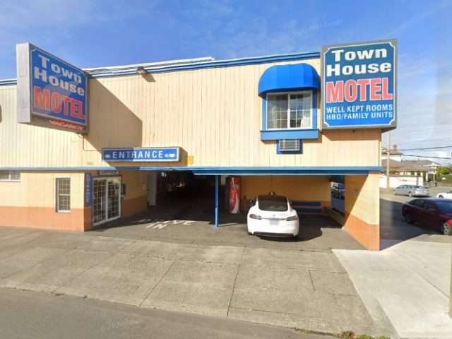 Tesla Destination Charger in Eureka California