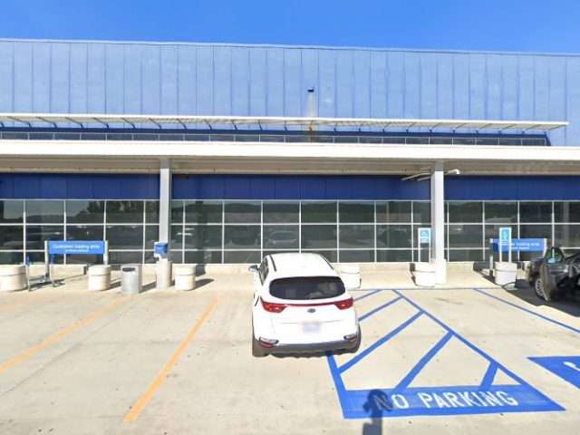 Click & Collect Curbside Pick-up at IKEA Covina in Covina California