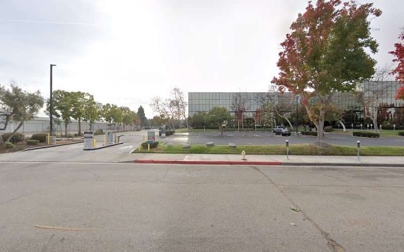 ChargePoint Charging Station EV Charging Station at 3420 Ocean Park Blvd