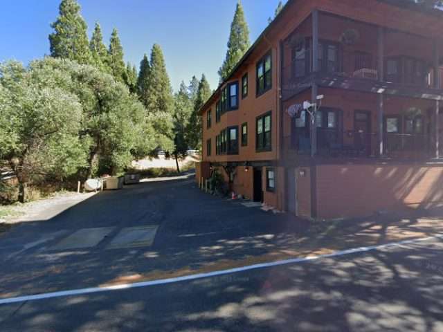 Tesla Destination Charger in Groveland California