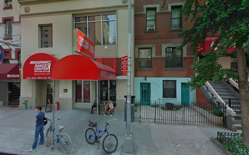 ViaLynk Charging Station EV Charging Station at 225 W 49th St