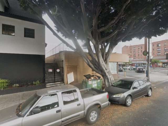 Flo Charging Station in Los Angeles California