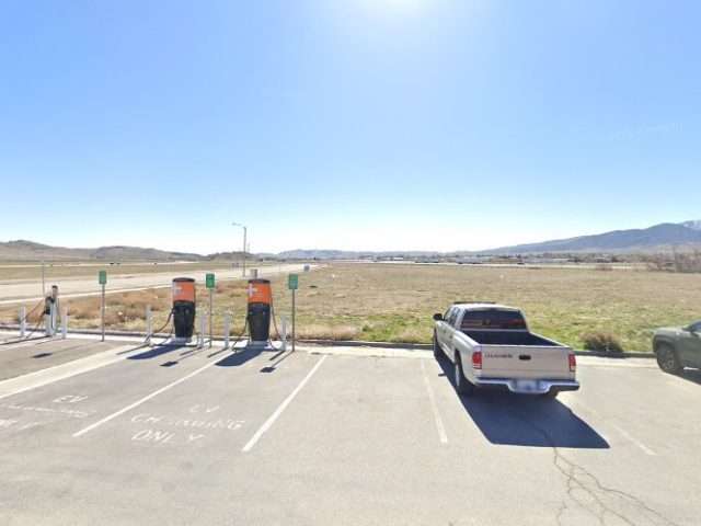 ChargePoint Charging Station in Tehachapi California