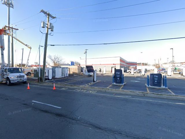 Tesla SuperCharger in Elizabeth New Jersey