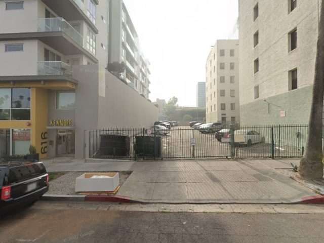 Blink Charging Station in Los Angeles California