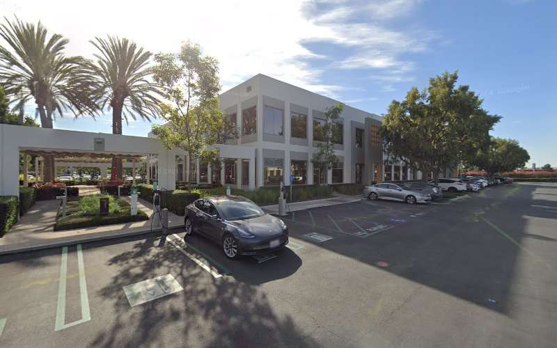 ChargePoint Charging Station EV Charging Station at 350 Commerce