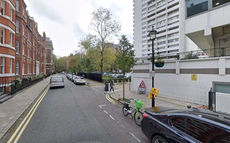 Shell Recharge Charging Station EV Charging Station at 4A Luxborough St