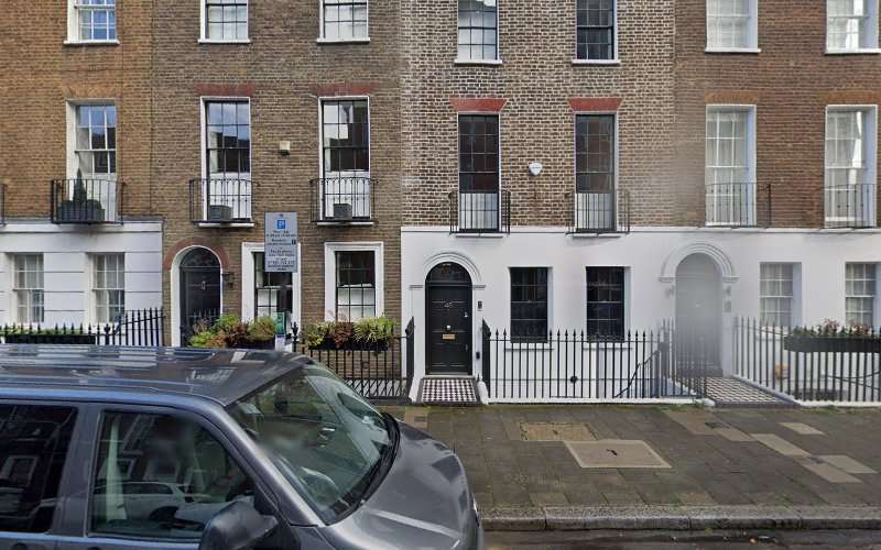 Shell Recharge Charging Station EV Charging Station at 48 Upper Montagu St